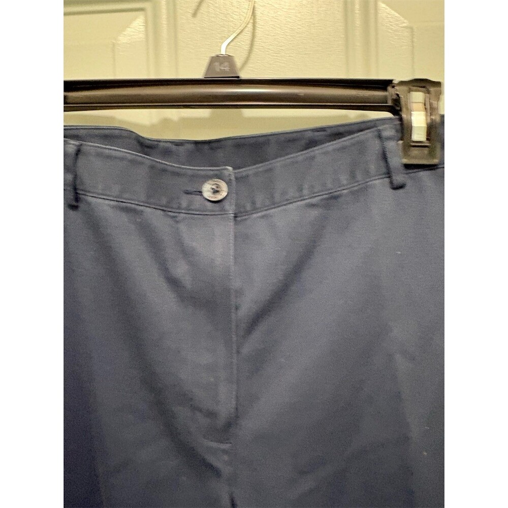 L.L.Bean Favorite Fit Womens Size 16 Navy Blue Straight Leg Flat Front 30 - Picture 3 of 10